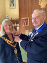 Ken Bate, Chairman presents an honorary badge